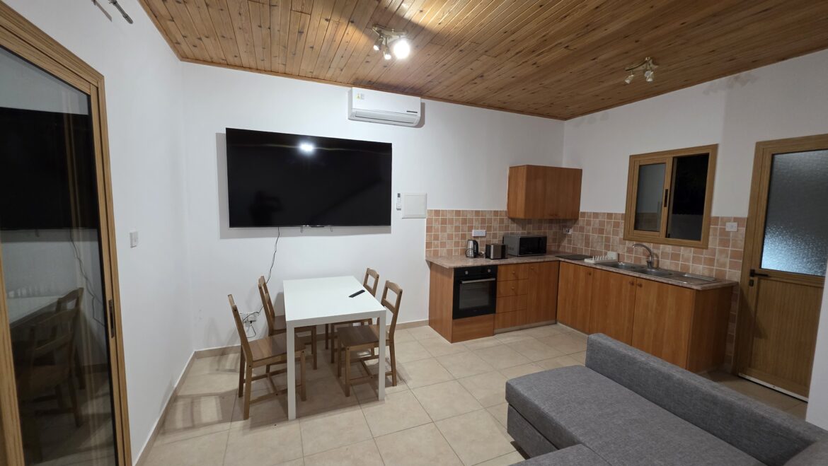 Premium Studio with separate Kitchen